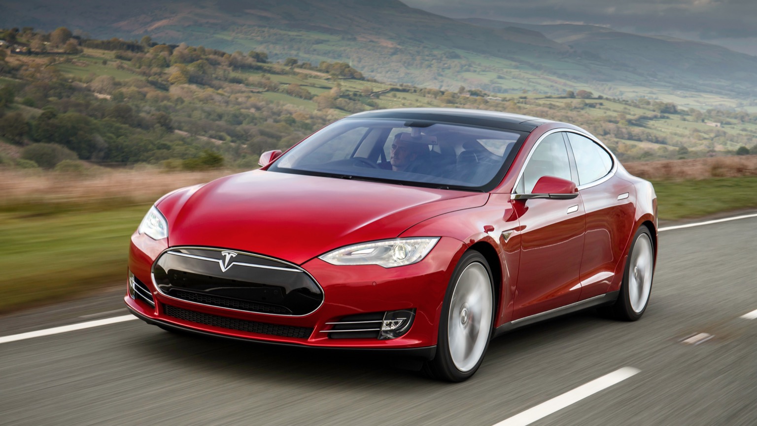 Tesla Model S 70 geschikte oplaadpalen | laadsnelheid oplaadpalen | heb ik nodig voor elektrische auto?